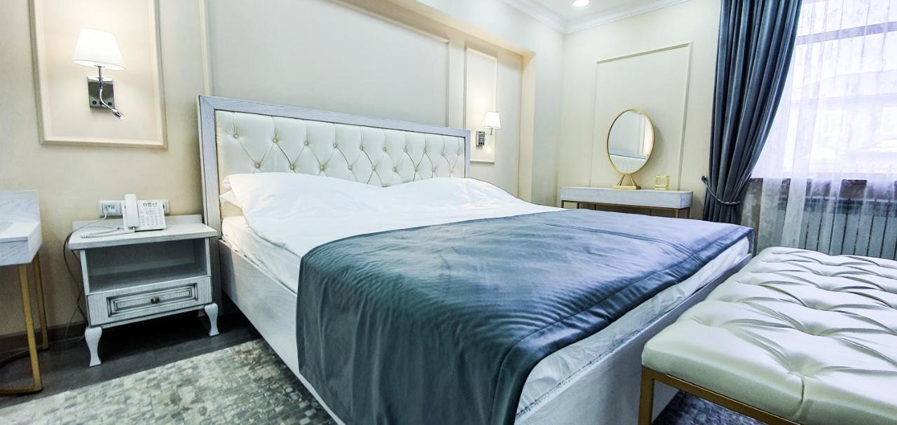 Grand Holiday Hall Pavlodar Ngoại thất bức ảnh