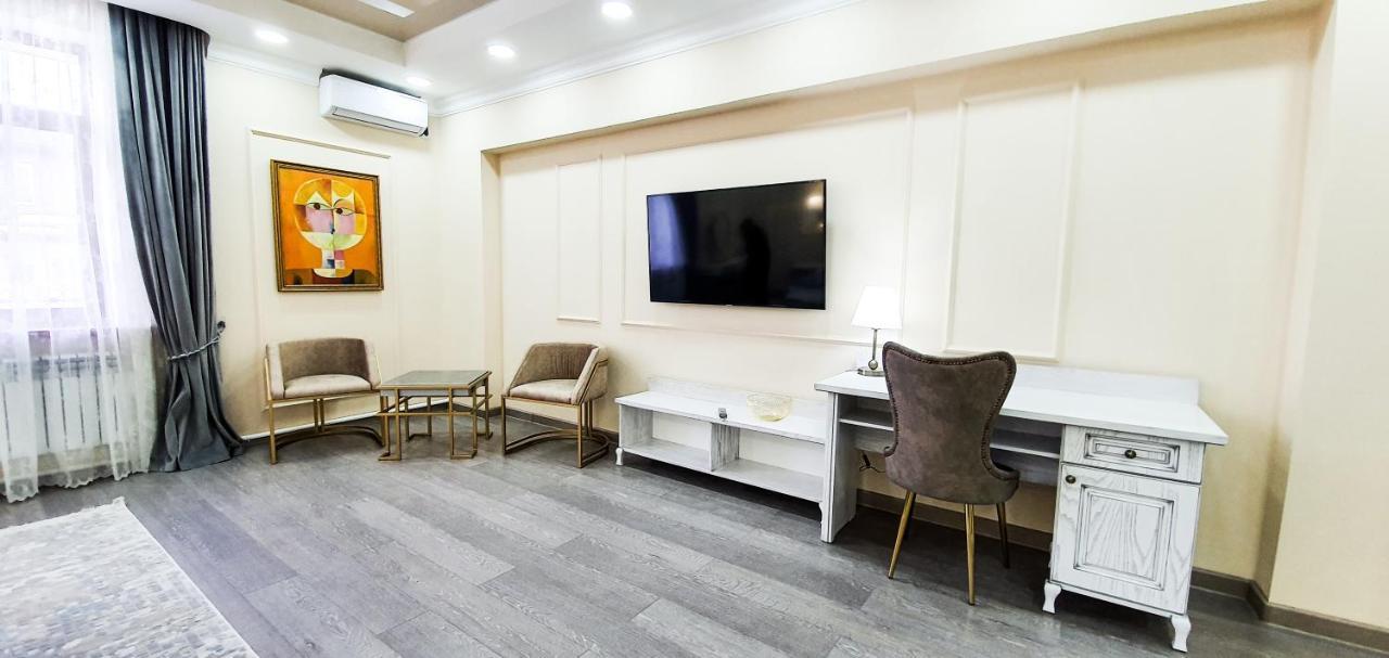 Grand Holiday Hall Pavlodar Ngoại thất bức ảnh
