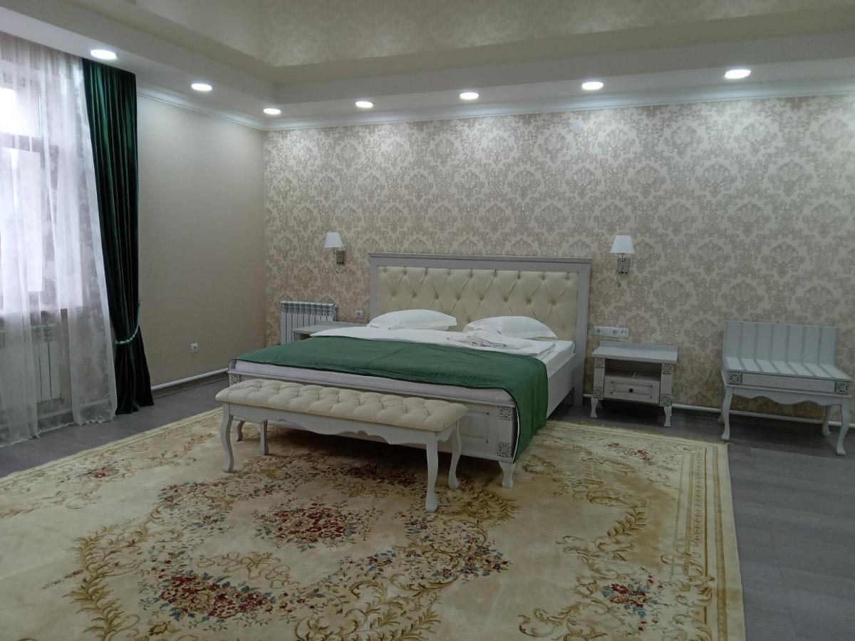 Grand Holiday Hall Pavlodar Ngoại thất bức ảnh